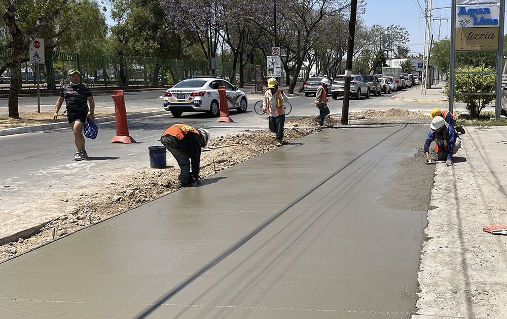 Construccion y rehabilitacion de banquetas