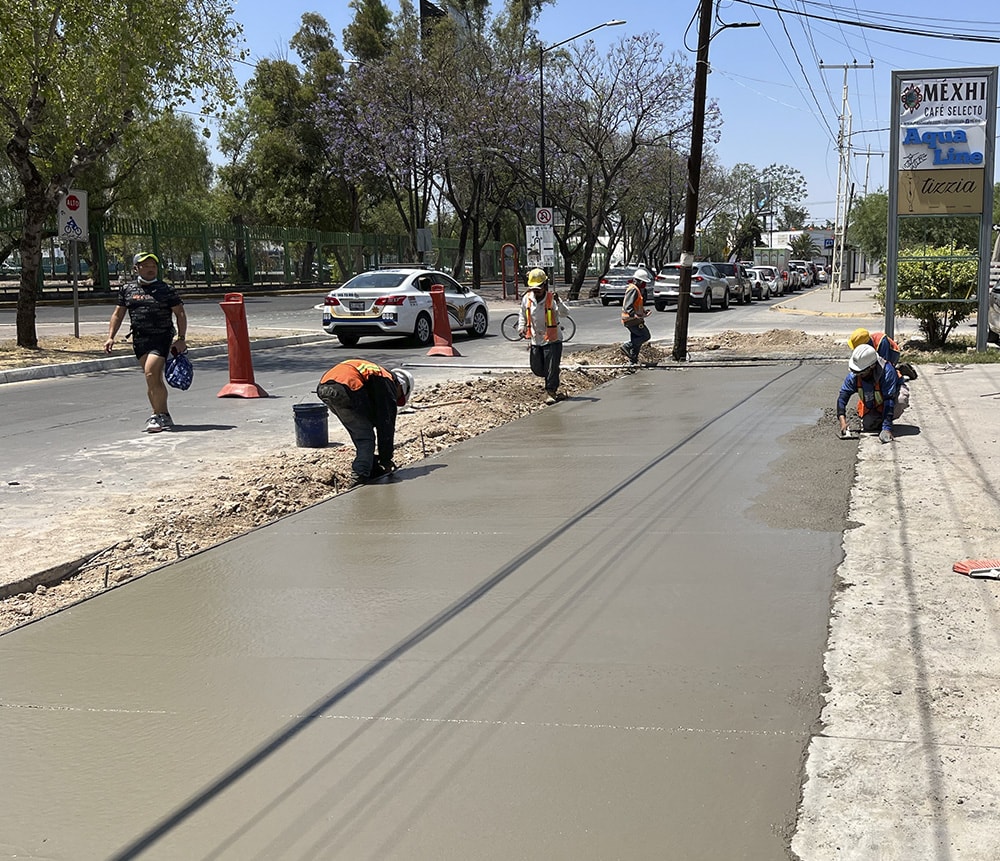 Construccion y rehabilitacion de banquetas