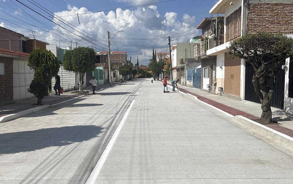 Pavimentación calle Cholula