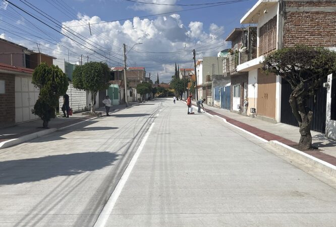 Pavimentación calle Cholula